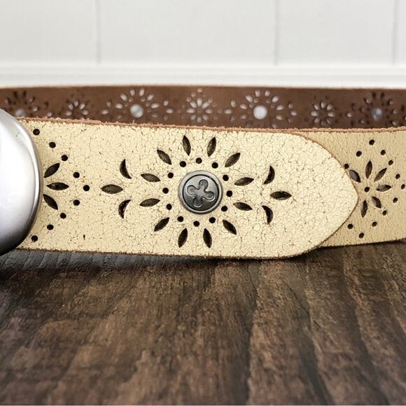 Lucky Brand Laser Cut Leather Belt Western Crackle Distressed Size Large Cream - Picture 2 of 13